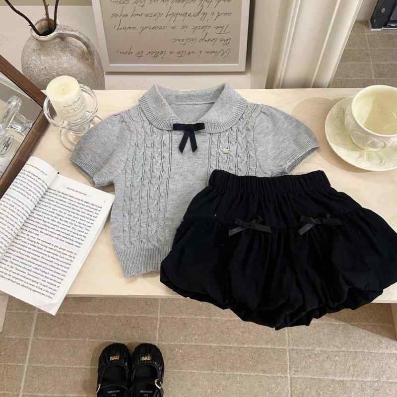 子供服 ベビー服 女の子 夏 ニットトップス ショートパンツ 上下セット かわいい おしゃれ 学院風 ブラック ピンク系 2点セット 半袖 花柄 無地 普段着 4,530円