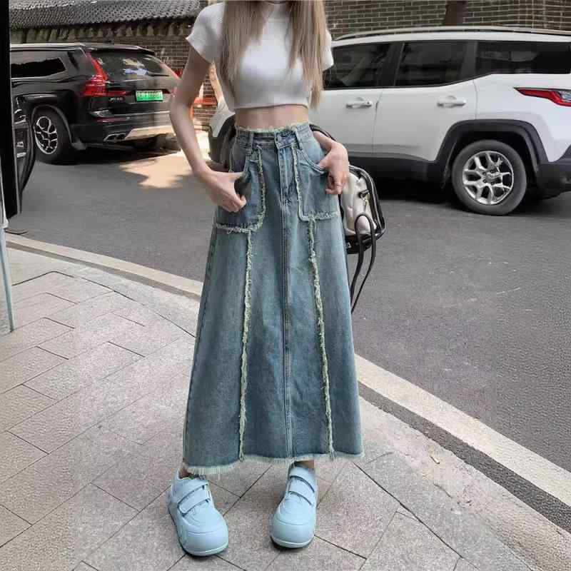 スカート 女性用 梨形身材 復古 毛羽立ち縁 切り替え デニム 半身スカート 夏 中長丈 ミニサイズ 包臀 Aライン ロングスカート コットン ブルー ポケット 気質 通勤 ゆったり 軽量 吸湿速乾 気軽 カジュアル スタイル