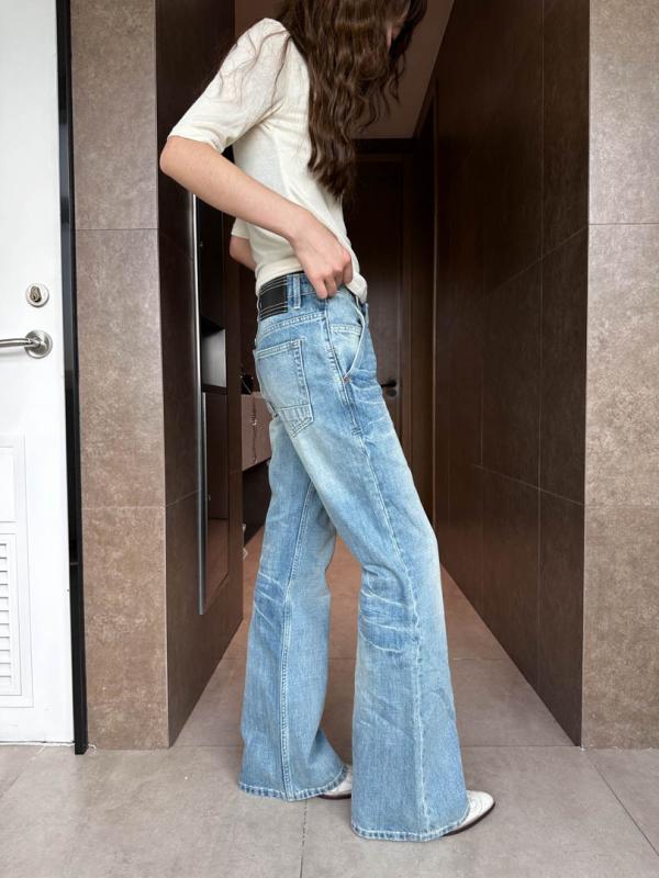 ジーンズ レディース ローライズ ブーツカット デニムパンツ 猫爪痕 ウォッシュ加工 美脚 ヴィンテージ風 ストリートスタイル 綿95% ゆったり ジーパン ズボン ボトムス
