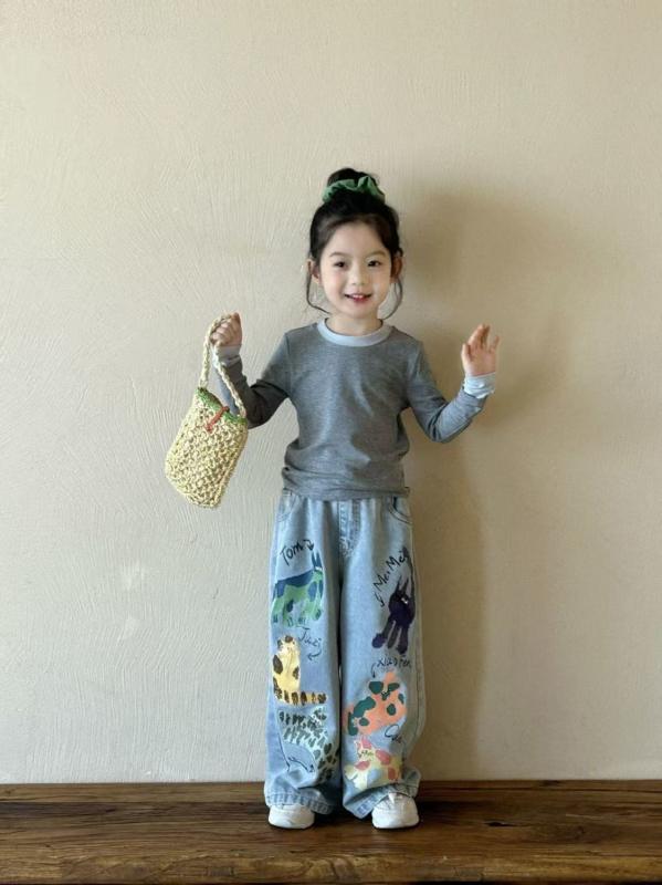 子供服 女の子 レイヤード風トップス グラフィックプリント デニムパンツ ストレート 韓国風 春秋