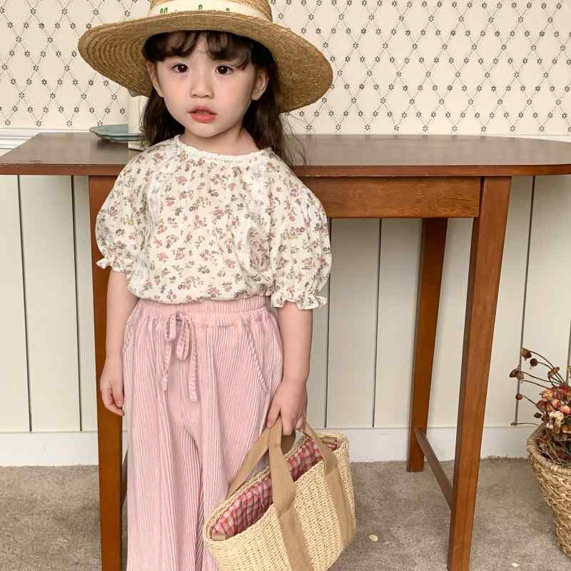 キッズ 女の子用 上下セット 花柄 半袖トップス ワイドパンツ 薄手 夏物 普段着