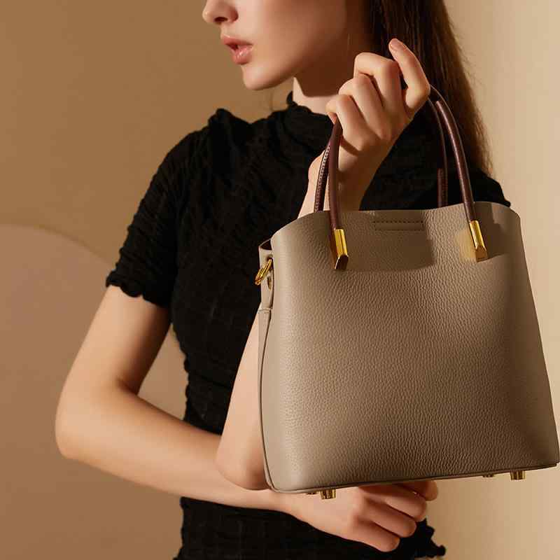 御徒面子 レディース 本革 水桶型 ショルダーバッグ ハンドバック 井戸釣瓶御徒面子 なめし革 編み込み 2way 肩かけ 曲がったがけ 心地好い 可愛らしい 今めかしい 飛び切り感 黒いこと 赤銅色 薄墨色 秋冬