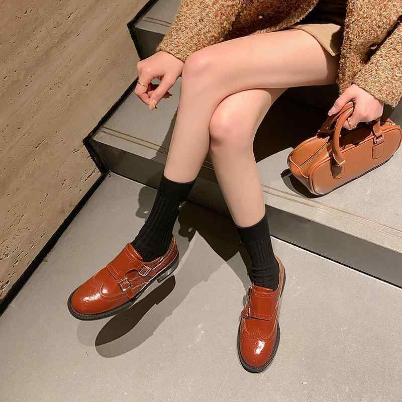 ローファー 女性用 英倫風 ダブルバックル 彫刻 バロック風 シングルシューズ メンズ風 ローファー 女性用 丸トゥ 中ヒール 粗ヒール 低・悉 超繊維 レザー ブラック 擦色ブラウン 秋冬 通勤 普段使い 伸縮性 軽量 接触冷感 再生繊維 ゴムソール 粘