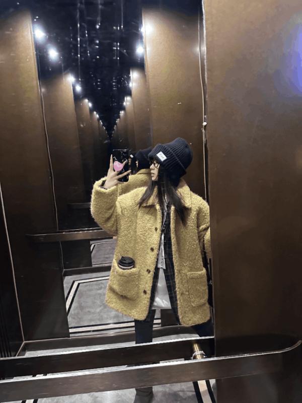 レディース 厚地の外套 毛糸混 保暖 大衣嚢 ゆったり影ぼうし 長袖 曲がること色合い 黄油色 通い用 秋冬 朦々たる 精神状態 お上さん用 優しいこと 御前上等感 綿織物混 ロング丈 商行為 心地よい