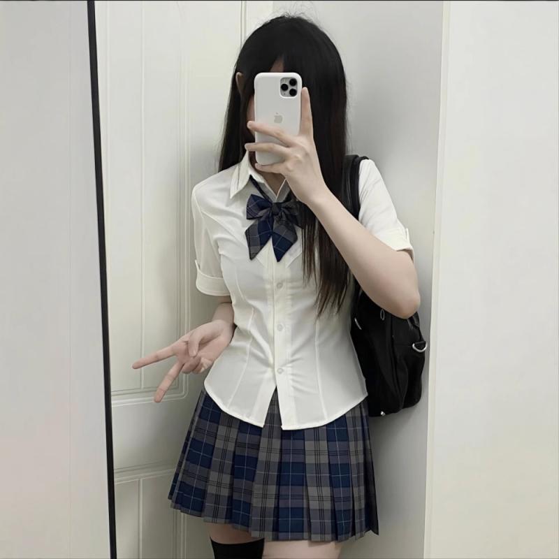 春夏 シャツ レディース 修身 スリム Vネック かわいい 学院風 JK スタイル 収腰 デザイン 短袖 長袖 切り替え ポリエステル 素材 純色 単色 白 トップス 普段使い 軽量 吸湿速乾 通勤 カジュアル 日常 着こなし ビッグシルエット