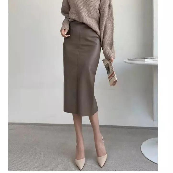 スカート 女性用 秋冬 ブラック コーヒー色 ハイウエスト 中長丈 ストレート 包み込み 後ろスリット PUレザー 切り替え ノンストレッチ 気質 通勤 普段使い 軽量 シンプル 膝丈 膝下丈 エレガント ビジネスカジュアル(x3)