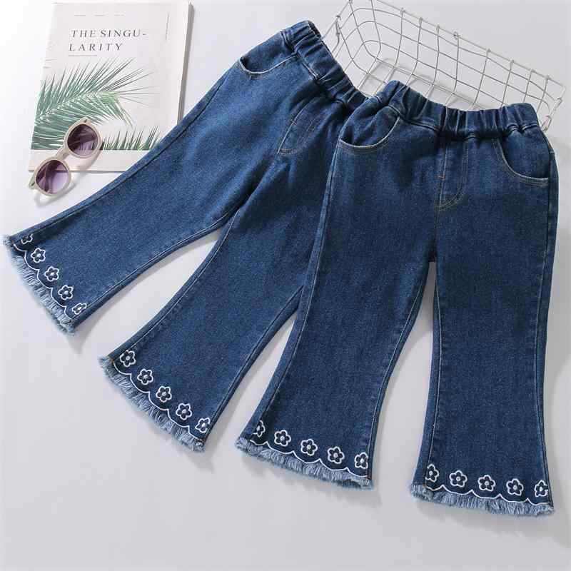 女児パンツ 女の子 子供用 秋冬 牛仔パンツ 喇叭パンツ フレアパンツ 刺繍デザイン 綿混 伸縮性 柔らかい素材 ブルー 中腰 長ズボン 春秋 通学 普段使い 韓国風 子供服 女児ボトムス