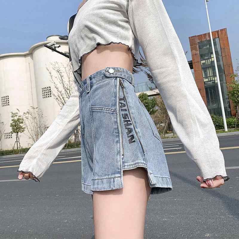 デニム ショートパンツ レディース 牛仔 布 綿素材 ワイドレッグ 膝上丈 高腰 ゆったりシルエット 水洗加工 ライトブルー ブラックグレー 通勤スタイル カジュアル 街頭ファッション 夏 春夏 吸湿速乾 軽量 スリム効果 サイドジップ ホットパンツ 膝 4,474円