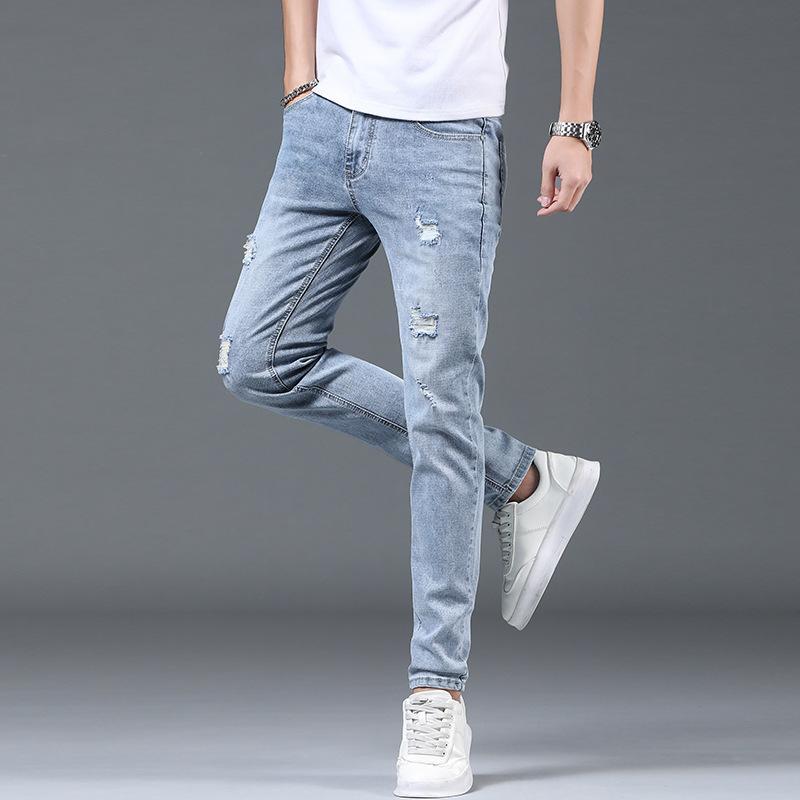 メンズ デニムパンツ 破れ加工 ストレッチ コットン素材 ミッドライズ スリムフィット テーパードレッグ ナイン分丈 ライトブルー ウォッシュ加工 ポケット付き カジュアル 普段使い 通勤 軽量 伸縮性 吸湿速乾 ファッション 通年