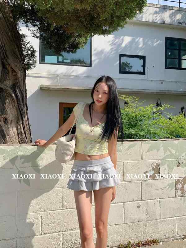 スカート 女性用 半身スカート 短スカート ケーキスカート 綿素材 微弾性 日韓カジュアル 韓国風 かわいい フレアシルエット 軽量 春夏 白色 粉花柄 ベーシックカラー 通勤 普段使い デイリーウェア