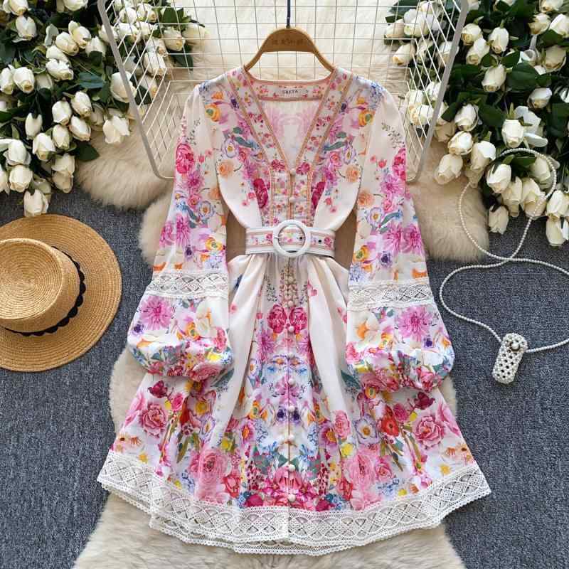 ワンピース 女性用 春夏 フレンチスタイル 名媛風 ロングドレス 花柄 プリント加工 シンプル ワイドシルエット Vネック 高腰 Aライン ロングスリーブ ワンボタン 純色 気質 優雅 ピンク ホワイト ポリエステル 軽量 吸湿速乾 切り替え レース ク