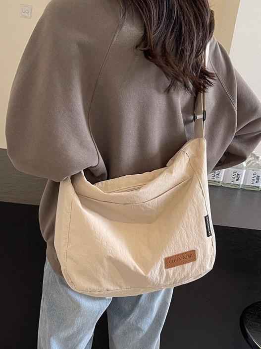 キャンバス トートバッグ 女性用 大容量 斜めがけ バッグ 大学生 シングルショルダー 通勤 通勤用 日常使い 都市 シンプル 横型 方形 ソフト ミディアム サイズ ブラック ・柑其色 グリーン 米白色 オレンジ カラーバリエーション 帆布素材 ポリエス