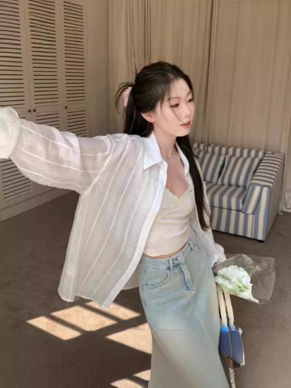 通勤 女性 長袖 開衫 シャツ 薄手 防紫外線 綿 混紡 ポリエステル 透け感 チェック柄 法式 ルーズフィット 普通丈 ポロカラー シャツスリーブ ノーアイロン ピンク ホワイト 大きいサイズ 外出用 上品 通気性 快適 カーディガン 風 トップス ブ