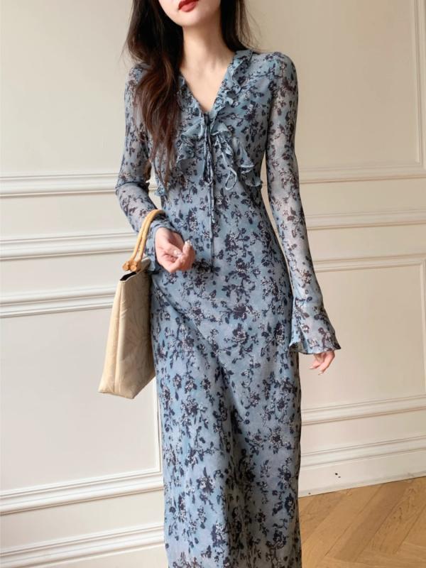 ワンピース レディース 大きいサイズ 春夏 ブルー フラワープリント 雪? 再生繊維 Vネック 長袖 Aライン 中長丈 気質 通勤 かわいい 減齢 体型カバー 軽量 透け感 切り替え バタフライボウ 女性用 普段使い 成人向け 洋気 仙女風 遮肉 ?・覧 7,231円