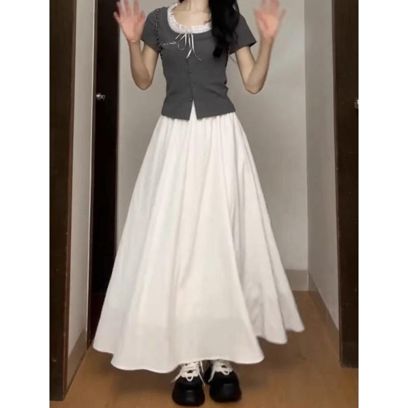 レディース トップス スカート セット 春夏 かわいい 学院風 セットアップ 純色 切り替え デザイン 接触冷感 綿 混紡 伸縮性 軽量 吸湿速乾 春物 トレンド コーデ 灰色 上衣 白色 スカート 私服 スタイル 三分袖 ゆったり フィット 日常使い
