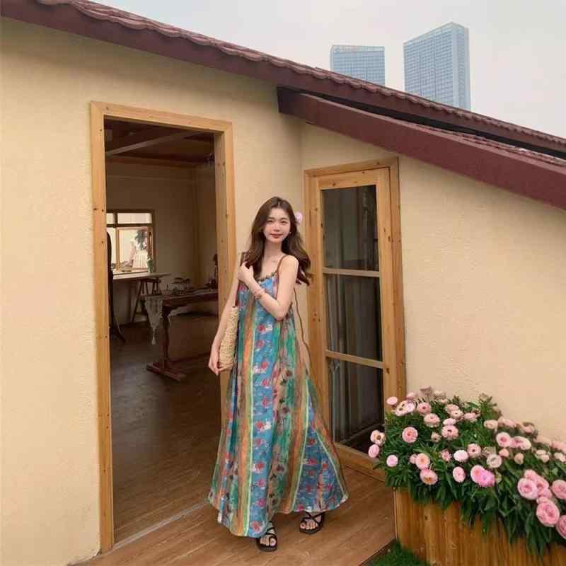 ワンピース 女性用 春夏 吊り帯 長め フレア スカート フラワー柄 プリント 無袖 Uネック 背中開き ルーズフィット かわいい 甘め スタイル 軽量 吸湿速乾 ビーチ リゾート 休暇 普段使い 旅行 トップス ドレス 花柄 花色 爽やか スイート