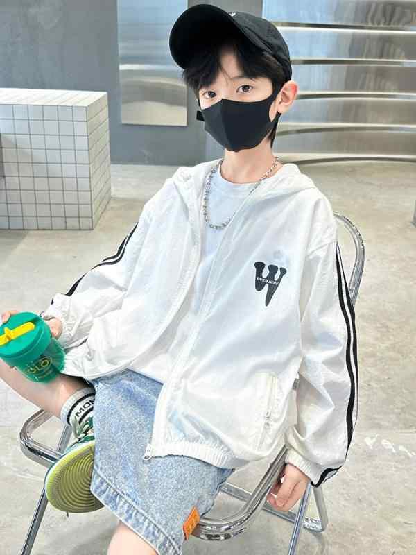 男児 防紫外線服 夏用 軽量 薄手 ジャケット 速乾 連帽 トップス 綿ポリエステル 接触冷感 吸湿速乾 伸縮性 ホワイト グレー 子供服 120cm 130cm 140cm 150cm 160cm 170cm