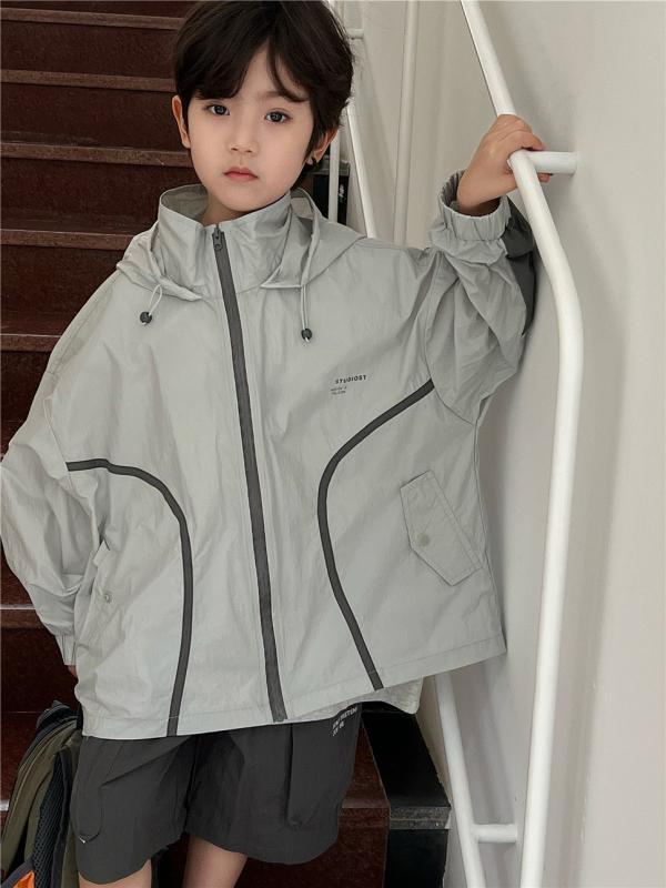 子供服 キッズ 男女共用 夏 防晒 長袖 連帽 トップス 服 灰緑色 化繊混紡 ポリエステル95% 紫外線カット 透気性 軽量 柔らか素材 撞色デザイン 子供用 7-12歳 100-160cm 夏用 アウトドア 普段使い 伸縮性 通気 ソフトシェル