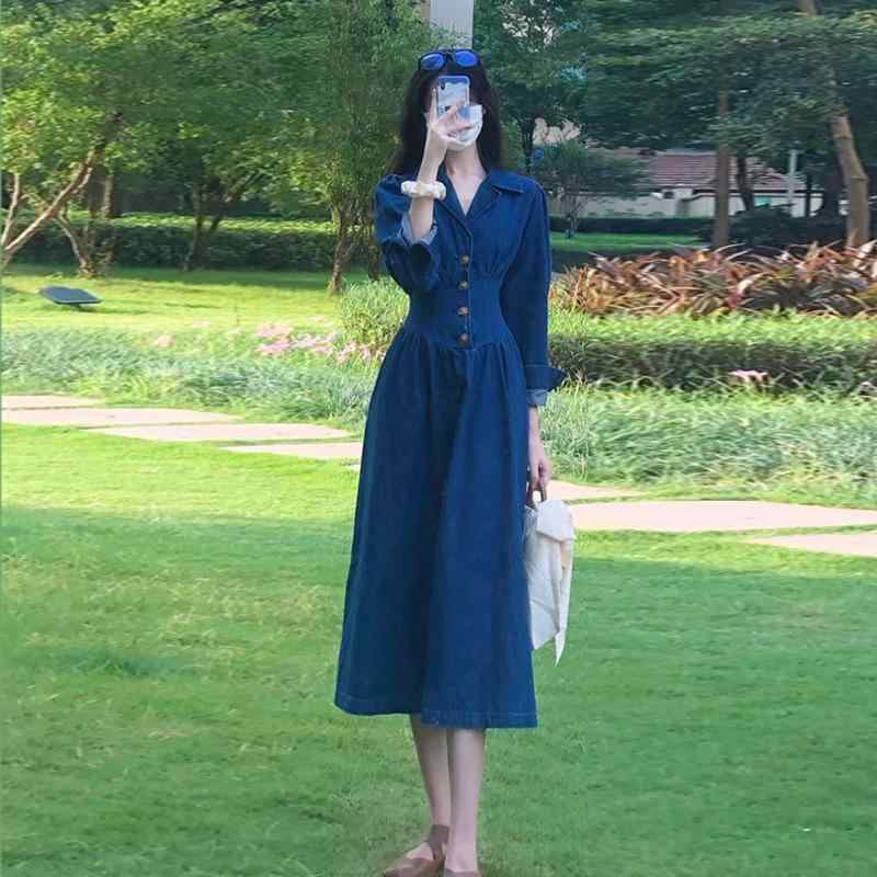 ワンピース レディース フレンチ スタイル 収腰 Aライン ロングドレス ポロカラー 長袖 高腰 デザイン ライトブルー デニム コットン 素材 光沢加工 接触冷感 吸湿速乾 夏 春夏 シーズン 軽量 通勤 普段使い 部屋着 カジュアル ビンテージ 風