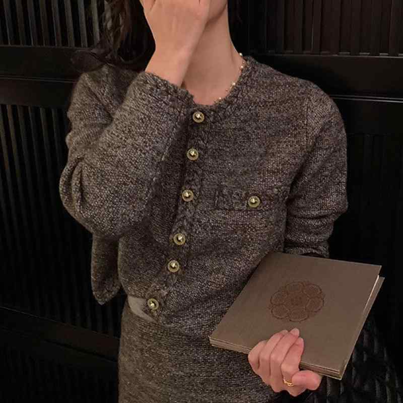 レディース セットアップ 上衣 スコート 人となり 通い 秋冬 綿織物 生まれ変わり衣料繊維 うつり変わり 名取り草 ひな型 黒いことしろがね色 ロング捩り 遊撃手スコート 軽さ 伸縮性 ご機嫌酉の方角 影ぼうし 普段使い走り 成人女性用 トップス ボトムス 組みあわせ