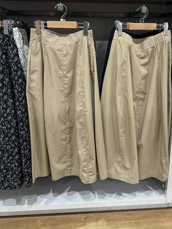 スカート 女性用 綿混紡 コットン 混紡 繭型 Aライン ミディ丈 半身スカート ロングスカート 春夏 深米色 ネイビー アイボリー 花柄 ブラック フラワー 雪ニール 生地 アニメ 風 私服 スタイル 名媛 御姐 風 ゆったり シルエット 伸縮性 素材