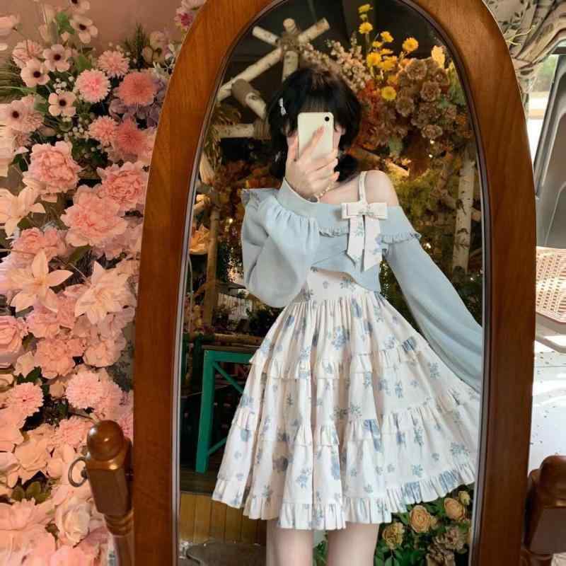 レディース 吊り紐 ミニスカート セット フラワー柄 ショルダーオフ 切り替えデザイン ポルカドット風 ポリエステル 素材 軽量 通気性 かわいい 甘め 清楚 春夏 コーディネート 普段使い カジュアル スタイル ビッグシルエット フレア スカート セッ