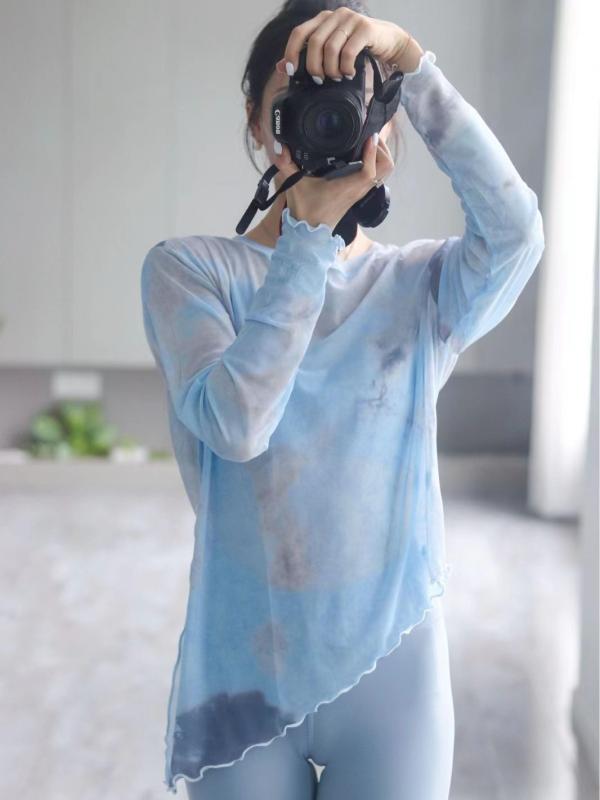 ヨガウェア レディース Tシャツ メッシュ 接触冷感 紫外線対策 絞り染め 蝶柄 ショート丈 トップス ポリエステル スポーティー カジュアル 春夏