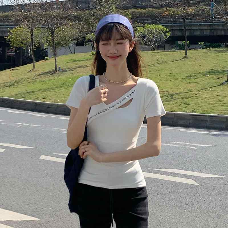 Tシャツ レディース 半袖 トップス 夏 白 黒 無地 プリント 肩パッド スクエアネック 通勤 きれいめ