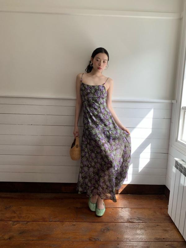 ワンピース レディース 夏 法式 レトロ リゾート 露背 吊りスカート 花柄 ロングワンピース 天? 接触冷感 高腰 スリムフィット ノースリーブ 膝下|イーマイショップ