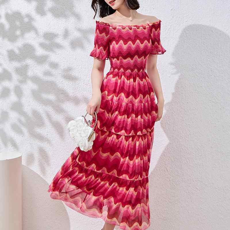 ワンピース レディース 夏 ビーチワンピース ロング 高腰 台湾? 碎花柄 プリンセス風 半袖 ギャザー フレア Aライン 深ピンク系 リゾート 海 接触冷感 ゆったり