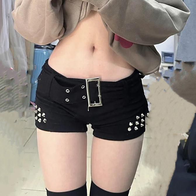 デニム レディース ホットパンツ ローライズ ショートパンツ 黒 タイト 美尻 カジュアル ダメージ加工 クラッシュ加工 綿 伸縮性
