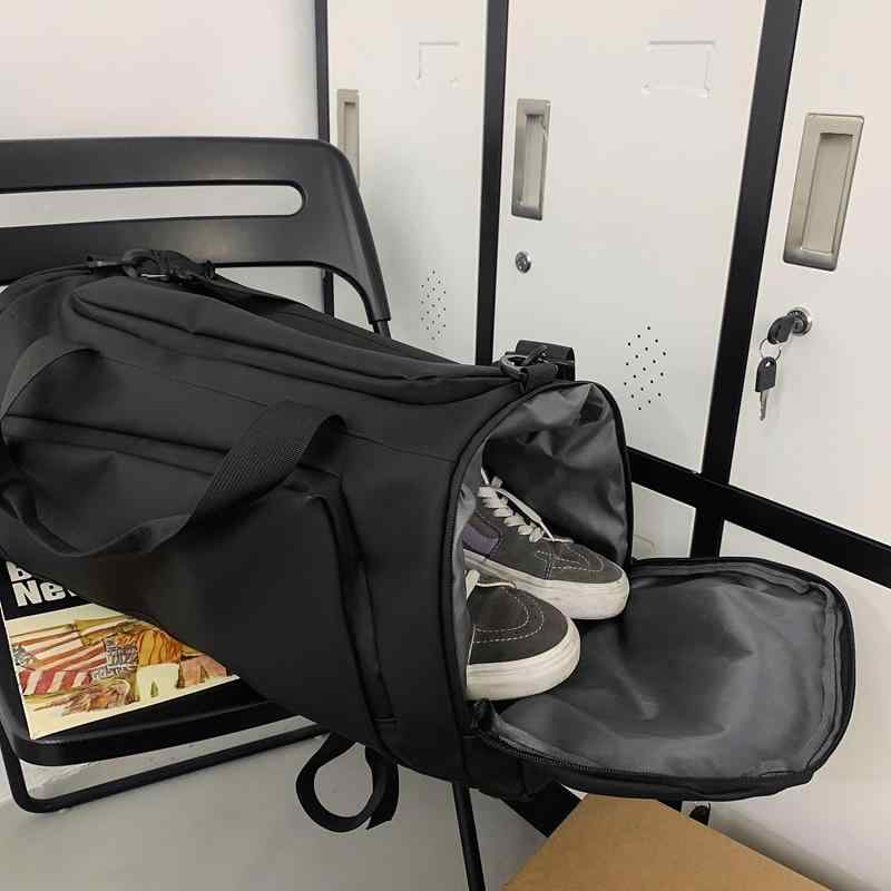 旅行バッグ 男女兼用 大容量 スポーツバッグ ジムバッグ ヨガバッグ 乾湿分離 防水 軽量 撥水 手提げ 肩掛け 2WAY アウトドア 普段使い