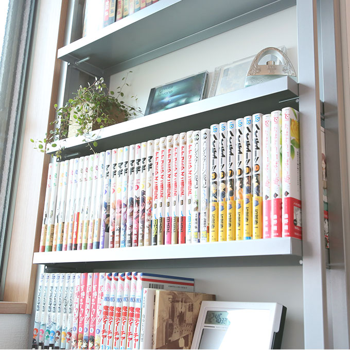 日本製 突っ張り 本棚 幅60cm 8段 パーテーション つっぱりパーテーション 漫画 マンガ 幅60 目隠し 衝立て 間仕切り コミックラック スリム コミック 子供部屋 文庫本 大容量 突っ張りラック 薄型 おしゃれ 書棚 一人暮らし 子ども部屋 パ 全品最安値に挑戦 Avラック