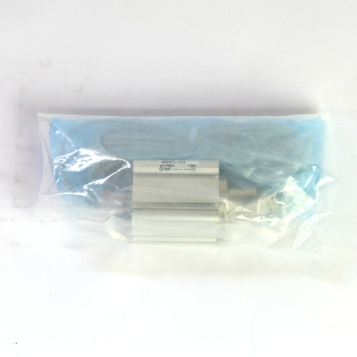 SMC　エアシリンダ　CDQ2B32-15DZ-M9BWVL-XC8｜e-Spares 店