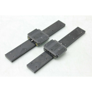 THK直線的御引き回し 4個入り口・入口 SHW17CA1ZZM+68LM-