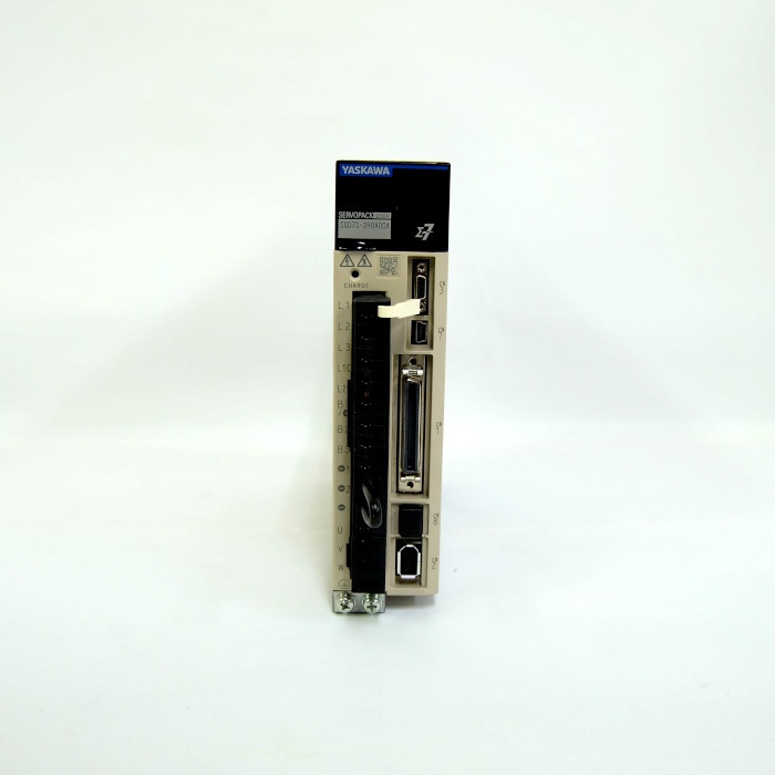 安川電機 サーボ風呂敷き包み SGD7S-2R8A00A