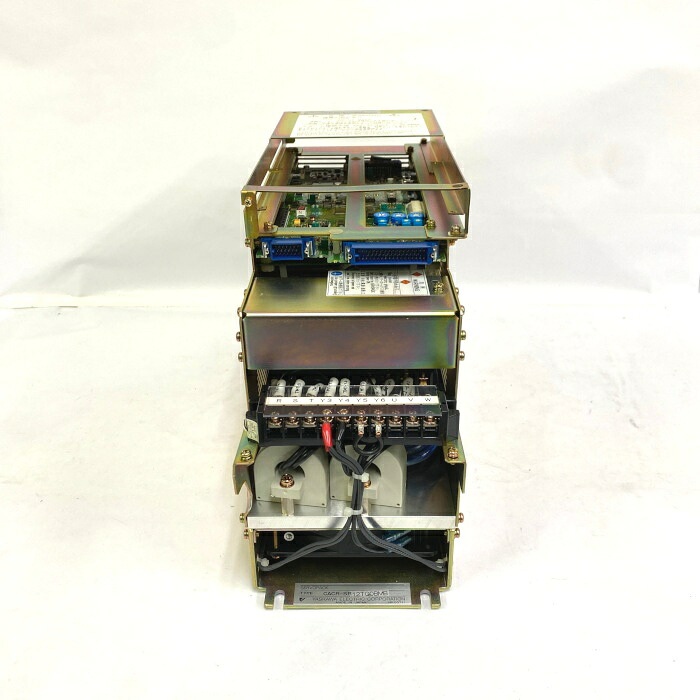 安川電機 サーボアンプリファイアー CACR-SR12TG5BMB