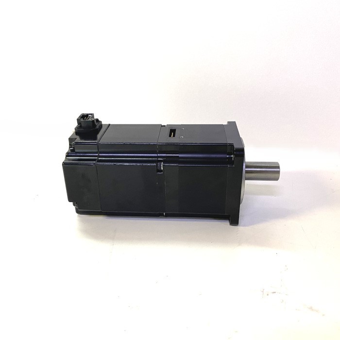 YASUKAWA 回転させる型サーボ原動機 SGMJV-02ADA2C