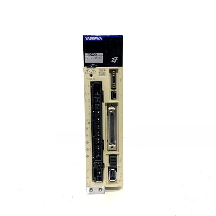 安川電機 サーボ容器に並べる SGD7S-2R8A00A