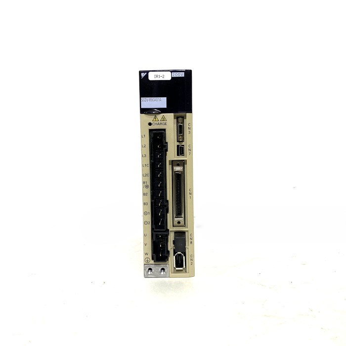 安川電機 サーボ容器に並べる SGDV-R90A01A