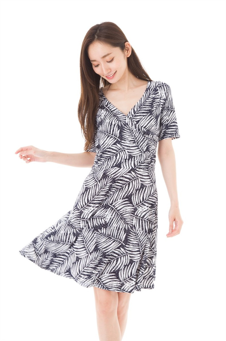 楽天市場 ファス Fas ワンピース T2 T3 T4サイズ 大人ワンピース レディース 5分袖 総柄 膝丈 ワンピース ｖネック ジャージー 上品 大きいサイズ Fille A Suivre ステラ