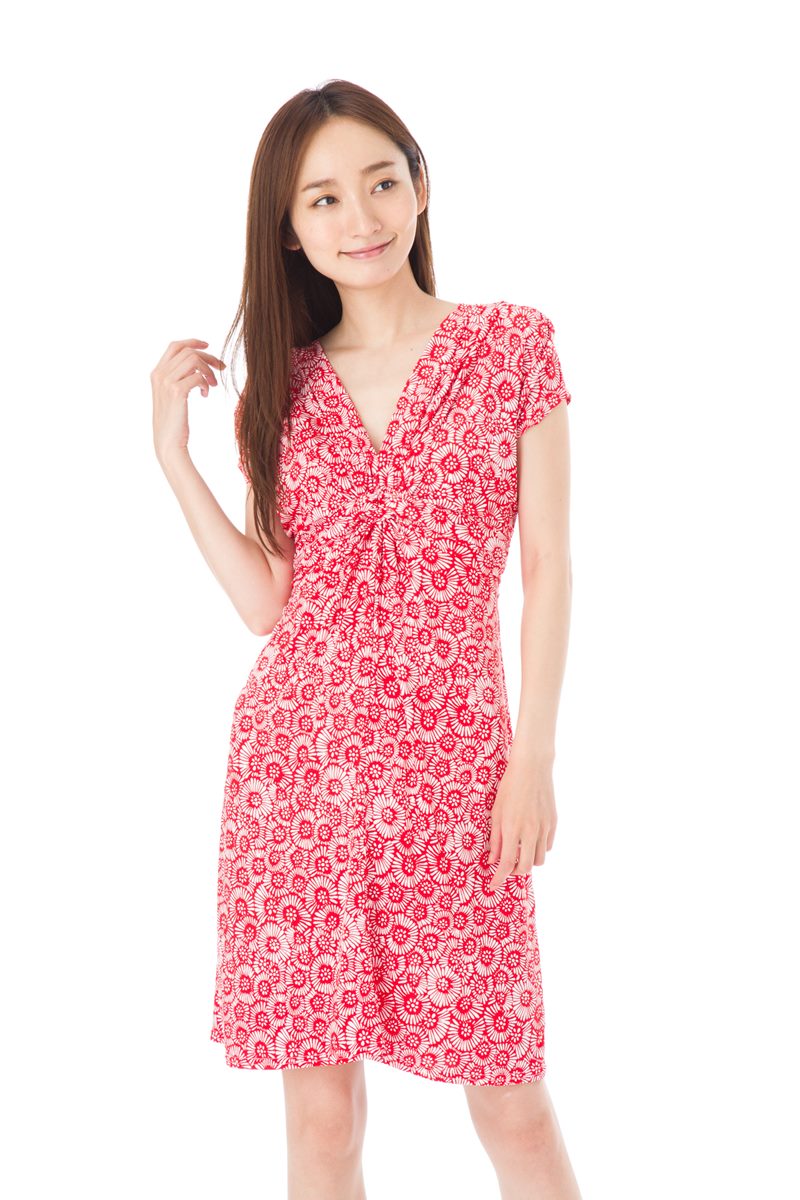 楽天市場 フィフィーユ Fifilles ワンピース T1 T2 T3サイズ 大人ワンピース ジャージーワンピース レディース フレンチ 膝丈 ワンピース 花柄 ｖネック 上品 大きいサイズ きれいめ ステラ