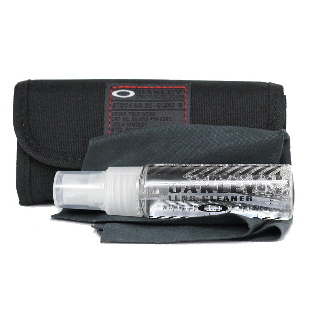 オークリー　KATO　レンズクリーニングキット オークリー KATO レンズクリーニングキット Amazon.com: Oakley