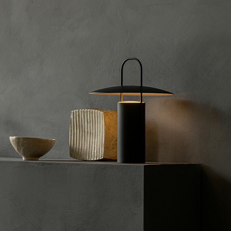 Audo Copenhagen（オドー・コペンハーゲン）ポータブル照明 Ray Portable Lamp（レイ）ブラック 32,890円