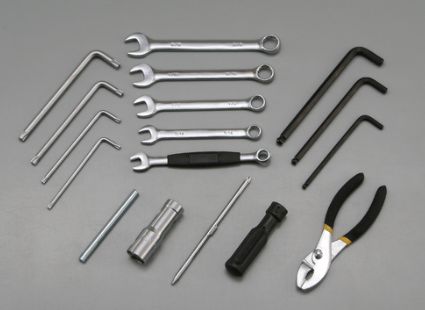 クールス チョッパー製 ハーレー専用工具セット 収納袋付き 楽天市場】☆ ハーレー 車載工具 15ピース インチ 収納袋付き