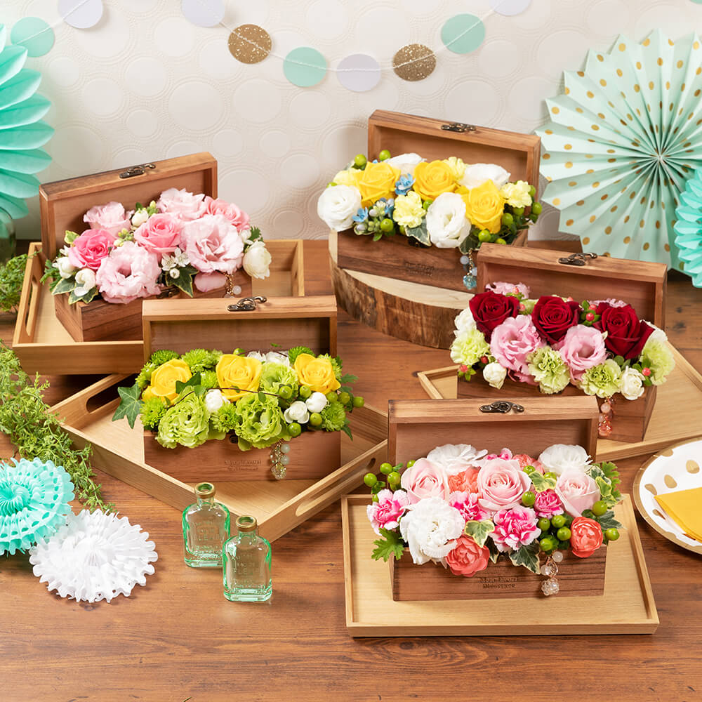 アレンジメント Birth ジュエル フラワー ペリドット 生花 フラワー ギフト 花 プレゼント お祝い 記念 贈り物 サプライズ 誕生日 結婚記念 開店祝い 送別会 歓送迎会 新築祝い 発表会 Giosenglish Com