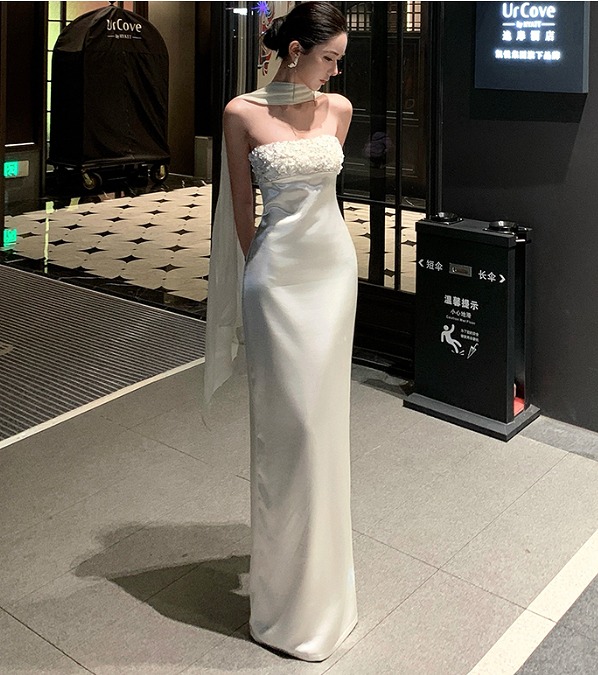 タイトワンピース フリル 切り替え スリム 着痩せ【大きいサイズ レディース 春夏 結婚式 きれいめ タイト フォーマル 大人 上品 チュニック one-piece】