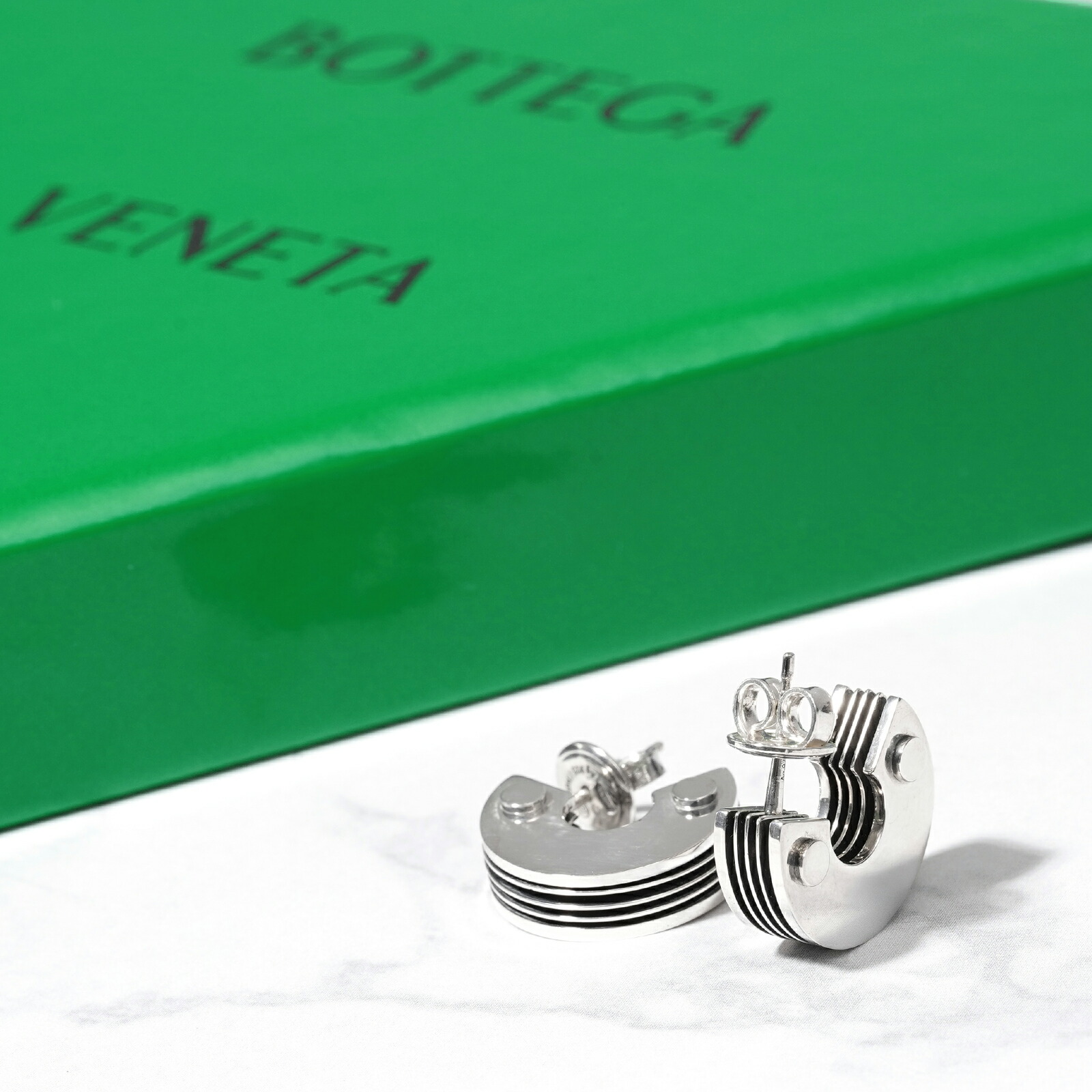 ★刻印あり★ボッテガヴェネタ ピアス シルバー シルバードロップ ピアス| Bottega Veneta® 日本