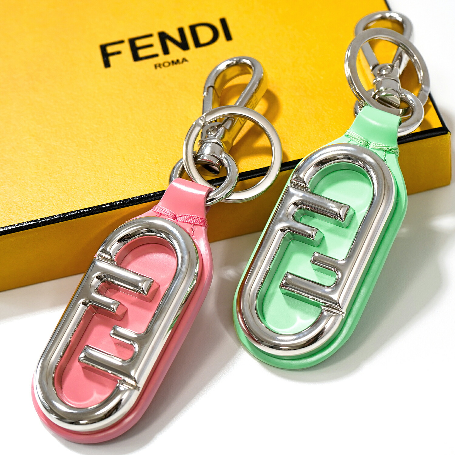 値下げ☆FENDI フェンディ コンパス付きカラビナ キーホルダー 8087000041532_2.jpg?v=