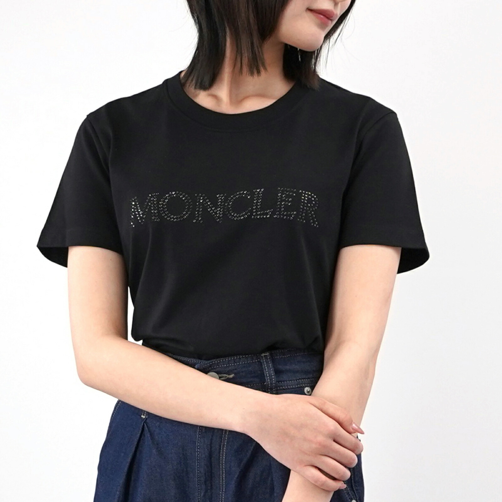 Tシャツ・カットソー MONCLER Woman T-Shirt Black K10938C0001589AUG 999 MO5234EW00198_fw_thumbM.jpg